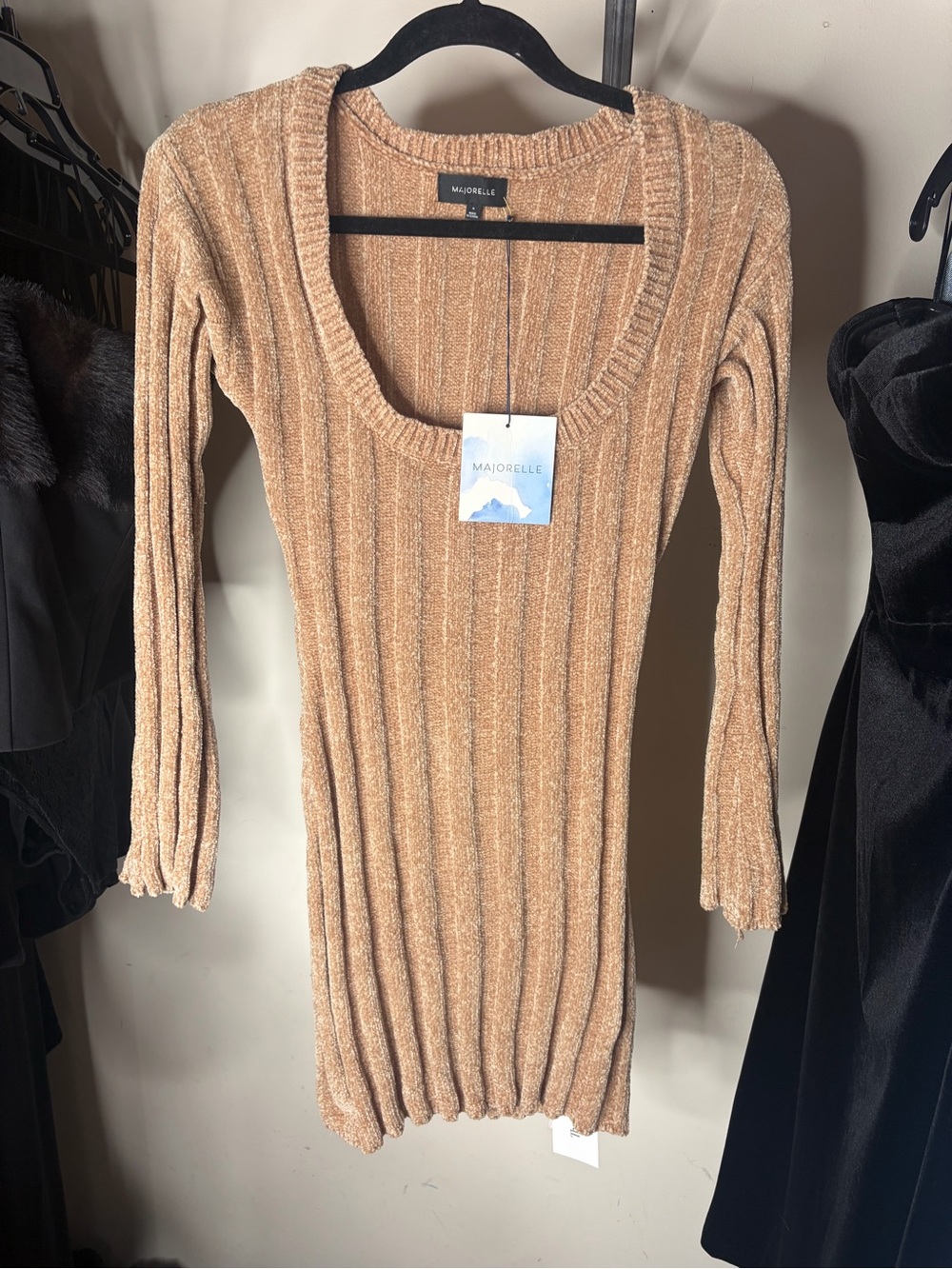 MAJORELLE Soft Women's Ribbed Scoop Neck Sweater Dress - Camel Chenille